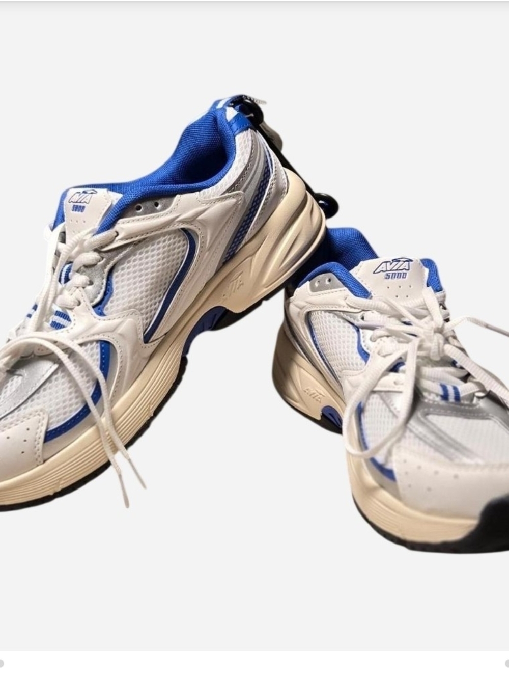 Avia Men’s White and Blue Mesh Running Sneakers